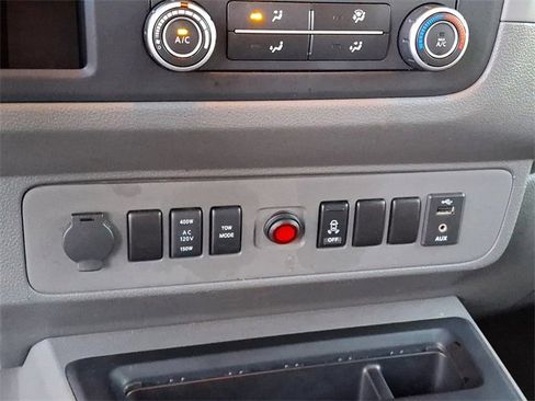 Used 2015 Nissan NV 3500 SV w/ Technology Package image 20