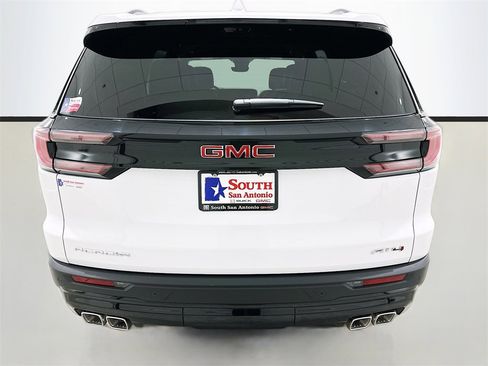 New 2026 GMC Acadia AT4 image 6