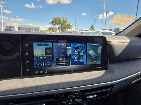 New 2026 Nissan Kicks SV w/ SV Premium Package image 23