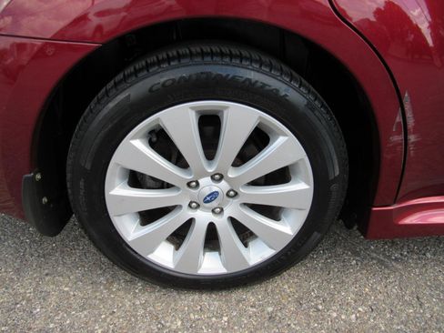 Used 2012 Subaru Legacy 3.6R Limited AWD/4WD image 10