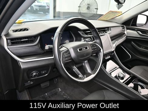 Used 2021 Jeep Grand Cherokee L Laredo w/ Luxury Tech Group I image 12