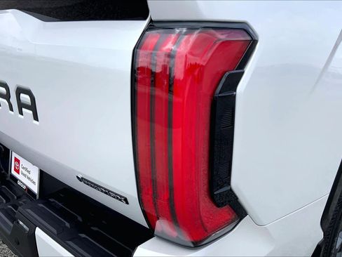 Certified 2025 Toyota Tundra Platinum AWD/4WD image 30