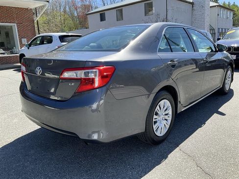 Used 2012 Toyota Camry LE FWD image 5
