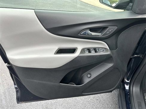 Used 2020 Chevrolet Equinox LT image 23
