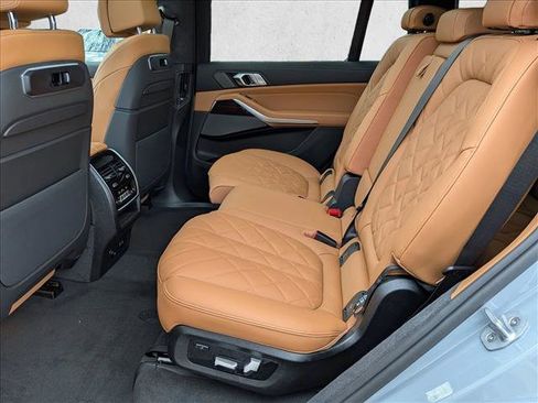 New 2026 BMW X7 xDrive40i w/ M Sport Package image 16