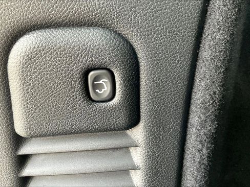 Used 2024 Dodge Durango R/T RWD image 38