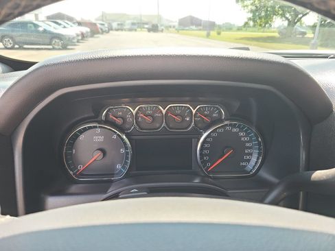 Used 2018 Chevrolet Silverado 1500 LT w/ All Star Edition AWD/4WD image 29
