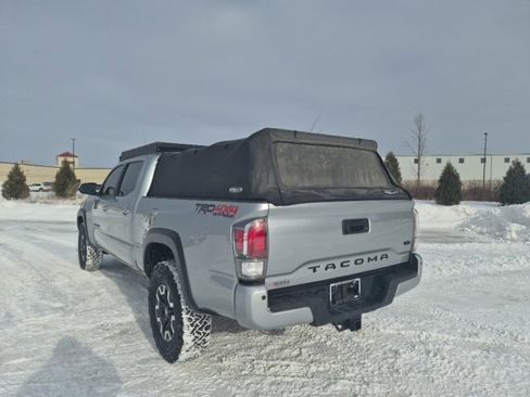 Used 2022 Toyota Tacoma SR5 image 9