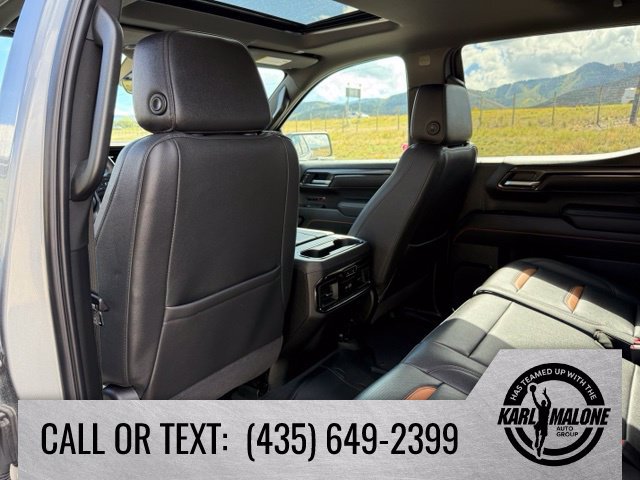 Used 2025 GMC Sierra 1500 AT4 w/ Technology Package AWD/4WD image 30