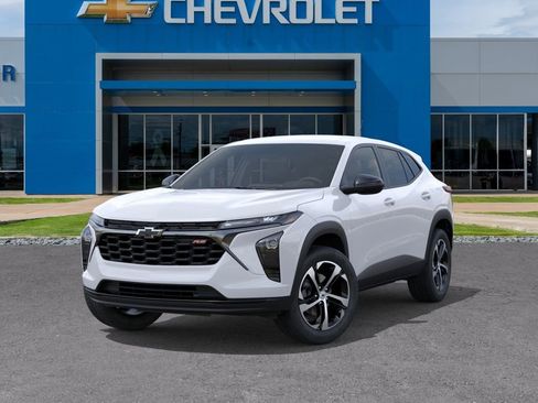 New 2026 Chevrolet Trax RS w/ Driver Confidence Package FWD image 6