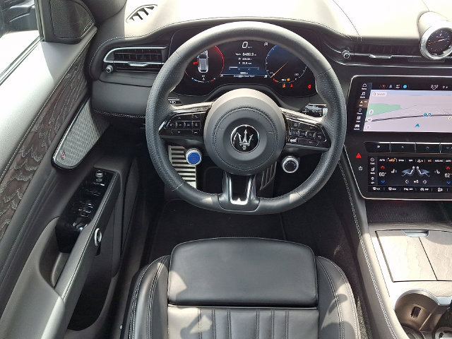 Used 2025 Maserati Grecale Modena AWD/4WD image 11