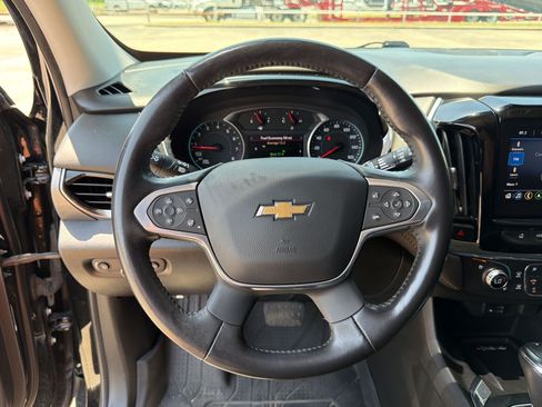 Certified 2020 Chevrolet Traverse Premier w/ Redline Edition FWD image 11