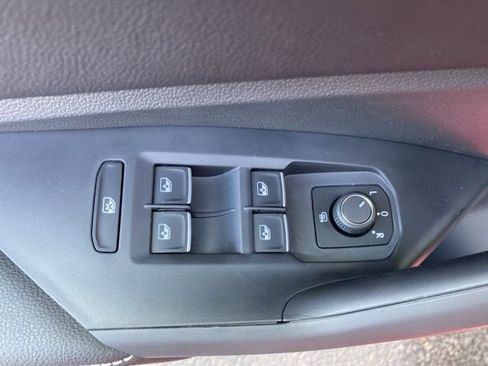 New 2025 Volkswagen Jetta Sport image 25