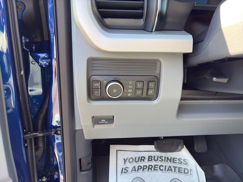New 2026 Ford F350 XLT w/ XLT Premium Package AWD/4WD image 13