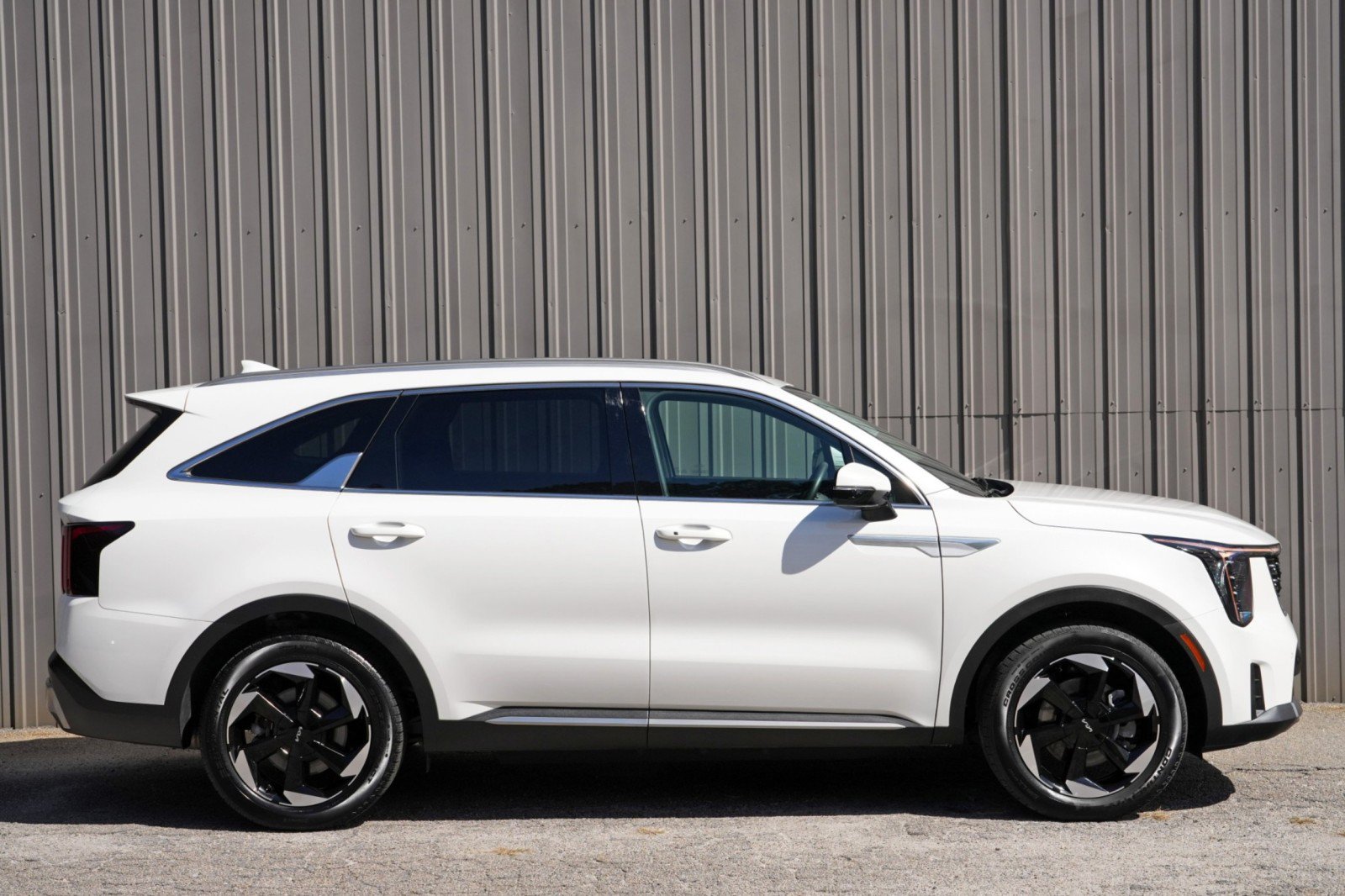 Used 2025 Kia Sorento EX AWD/4WD image 45