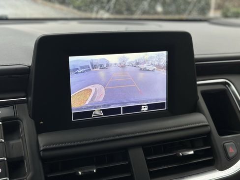 Used 2023 Chevrolet Suburban LS image 13