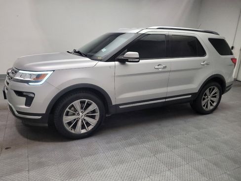 Used 2018 Ford Explorer Limited AWD/4WD image 2