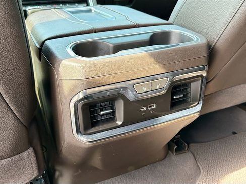 Used 2022 GMC Sierra 1500 Denali w/ Denali Reserve Package image 26