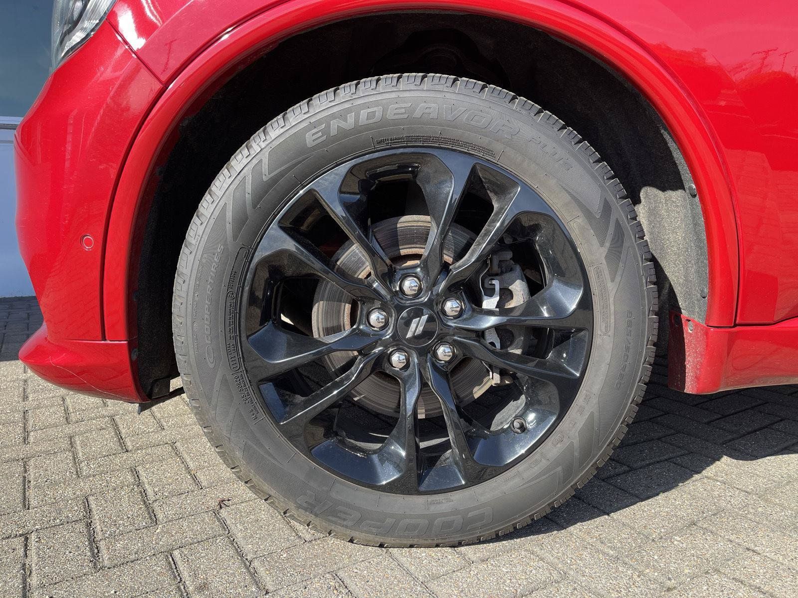 Used 2020 Dodge Durango R/T w/ Blacktop Package AWD/4WD image 10