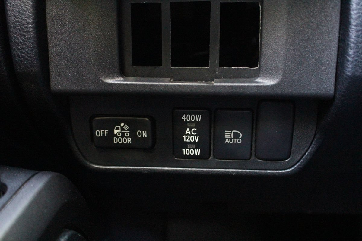 Used 2019 Toyota Tacoma TRD Off-Road AWD/4WD image 28