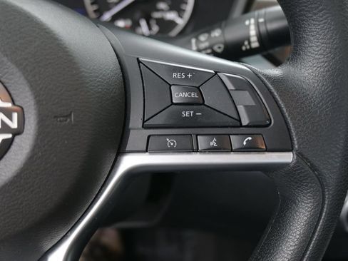Used 2024 Nissan Altima 2.5 SV FWD image 37