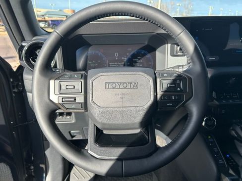 Used 2025 Toyota Land Cruiser image 23