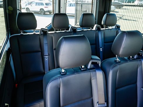 New 2025 Mercedes-Benz Sprinter 2500 image 18