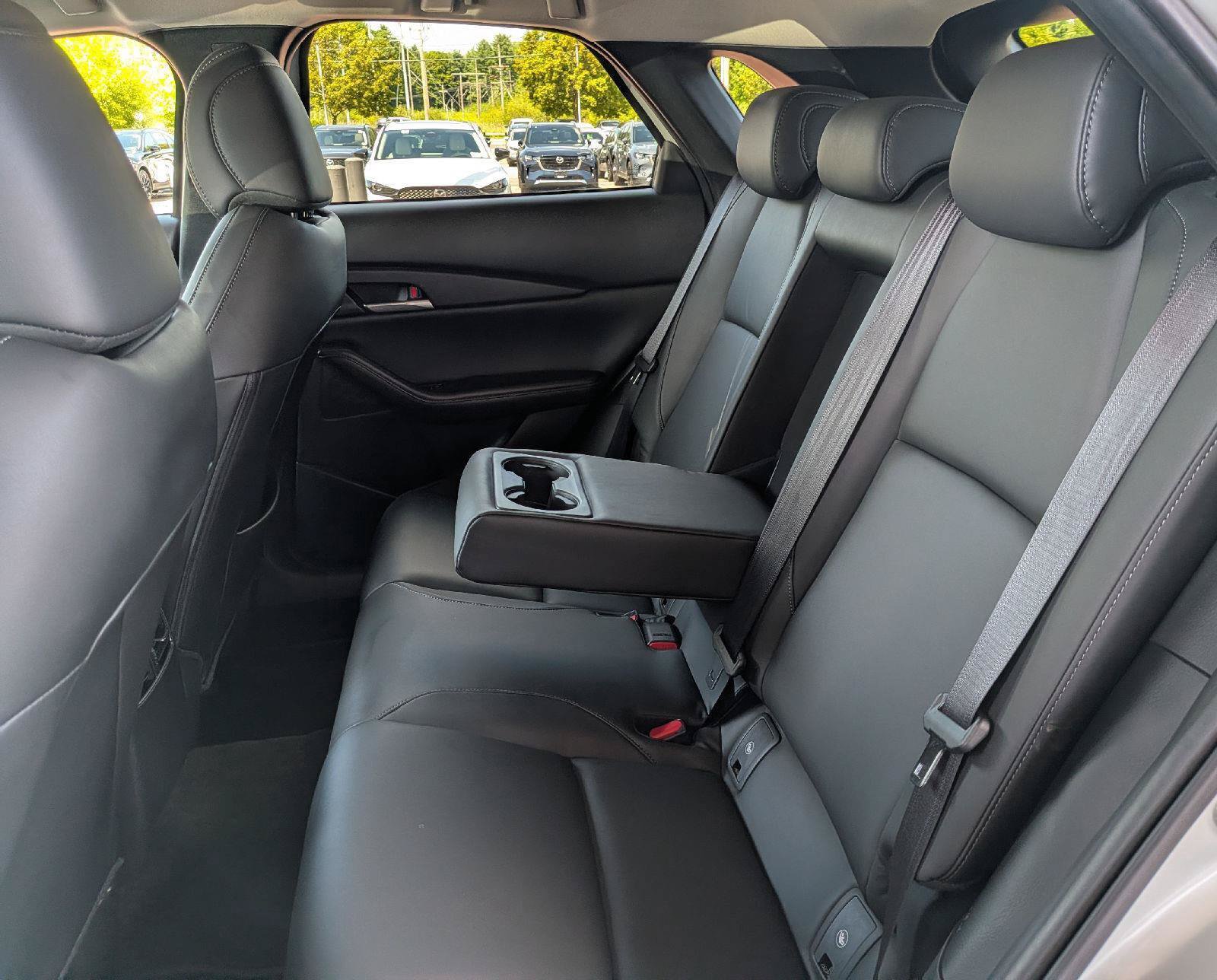 Certified 2025 MAZDA CX-30 AWD 2.5 S w/ Select Sport Pkg image 21