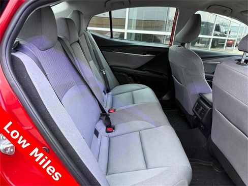 Used 2025 Toyota Camry LE image 12