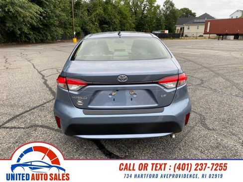 Used 2020 Toyota Corolla LE image 4