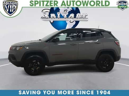 Used 2023 Jeep Compass Trailhawk AWD/4WD image 7