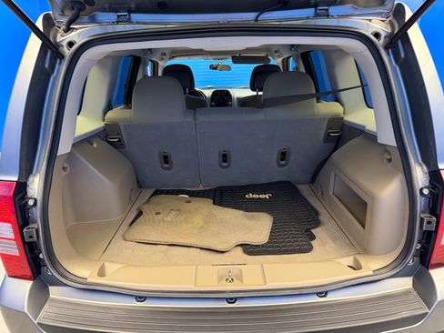 Used 2012 Jeep Patriot Sport FWD image 35