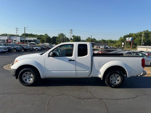 Used 2012 Nissan Frontier S w/ S Preferred Pkg image 4