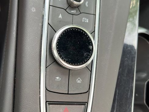 Used 2024 Cadillac Escalade ESV Sport w/ LPO, ONYX Package AWD/4WD image 37