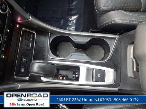 Used 2022 Subaru Ascent Limited w/ Technology Package AWD/4WD image 22