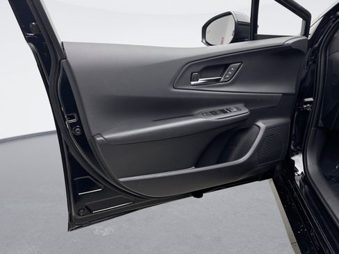 Used 2024 Toyota Prius Prime Premium w/ Advanced Technology Package image 9