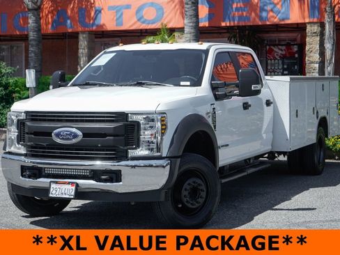 Used 2019 Ford F550 2WD Crew Cab Super Duty image 4