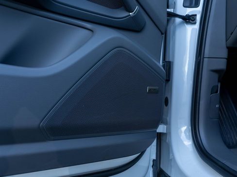 Certified 2023 Porsche Cayenne Coupe image 22