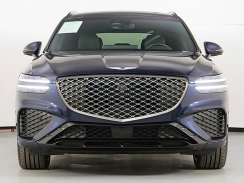 Used 2025 Genesis GV70 3.5T Sport w/ Sport Advanced Package image 7