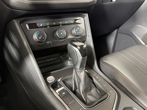 Used 2024 Volkswagen Tiguan Wolfsburg Edition FWD image 17