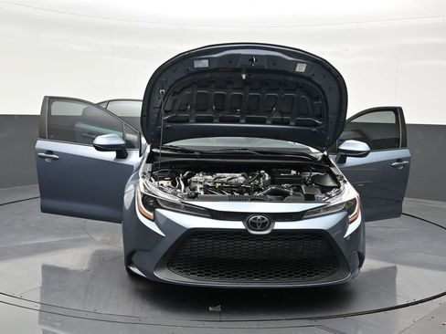 Used 2020 Toyota Corolla LE image 37