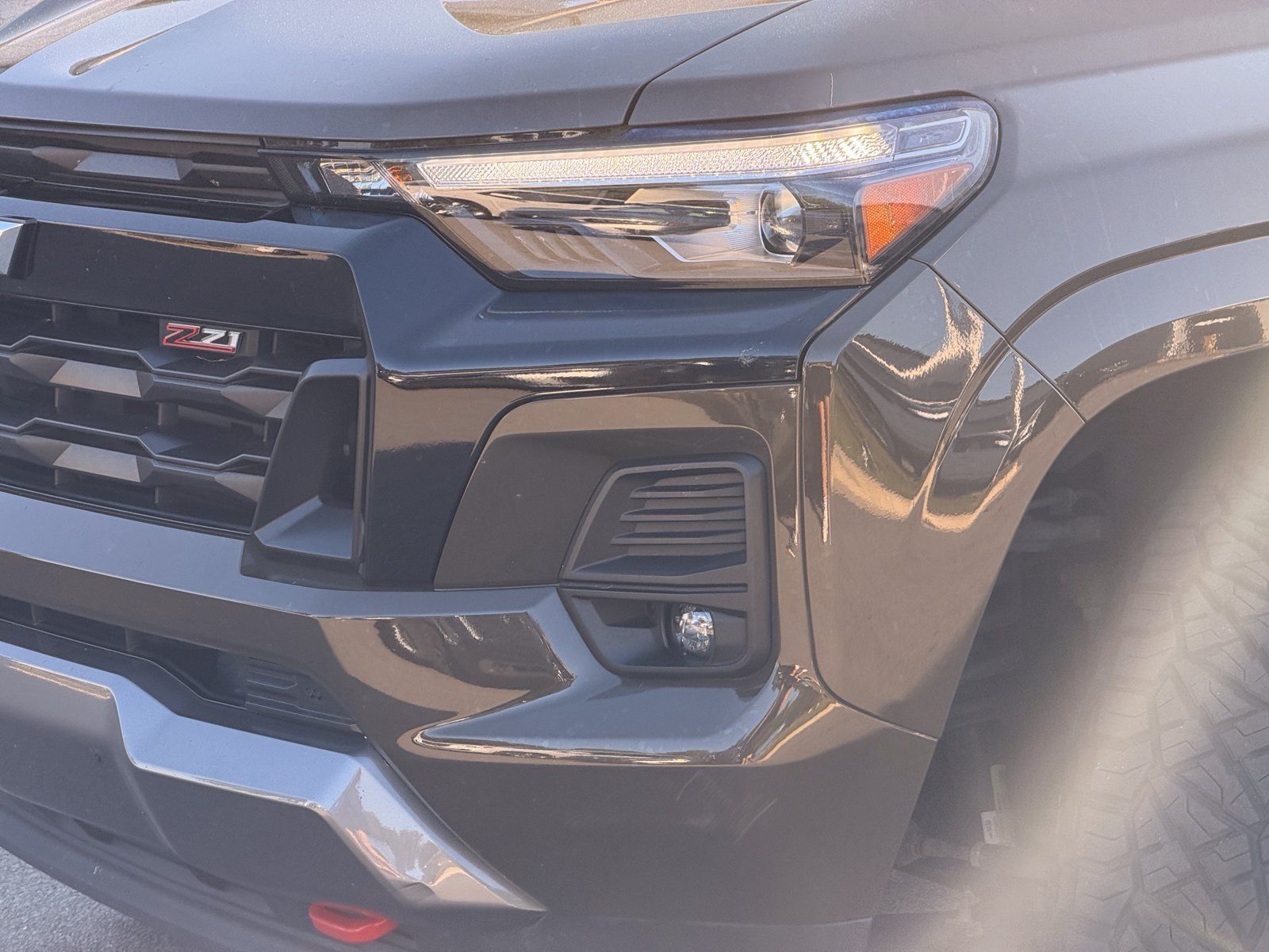 Used 2023 Chevrolet Colorado Z71 w/ Z71 Convenience Package 2 AWD/4WD image 8