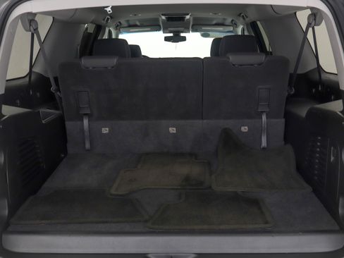 Used 2016 Chevrolet Suburban LS AWD/4WD image 12