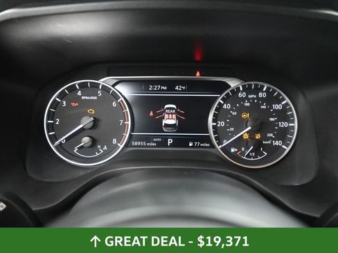 Used 2024 Nissan Rogue SV image 38