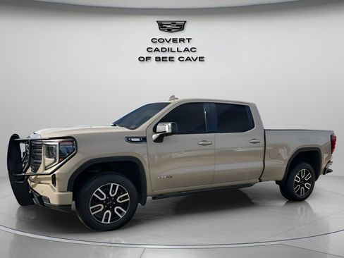 Used 2023 GMC Sierra 1500 AT4 w/ Technology Package image 4