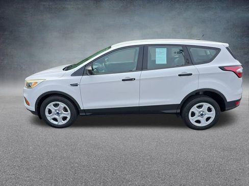Used 2017 Ford Escape S FWD image 4