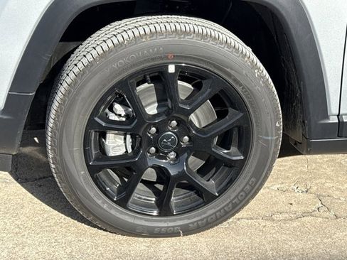 New 2026 Jeep Compass Latitude w/ Quick Order Package 29K image 13