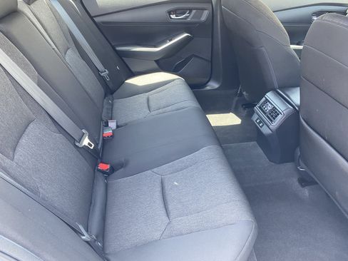 Certified 2025 Honda Accord LX image 11