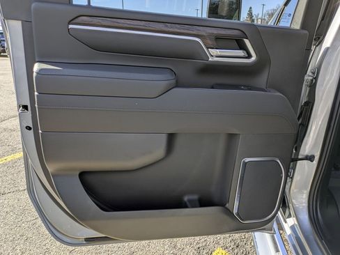 Certified 2025 GMC Sierra 2500 SLT w/ SLT Premium Package image 27