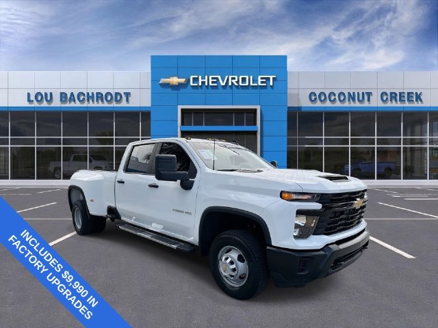 Used 2026 Chevrolet Silverado 3500 W/T AWD/4WD image 2